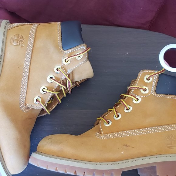 Youth 6-INCH PREMIUM TIMBERLAND BOOTS - Picture 5 of 7